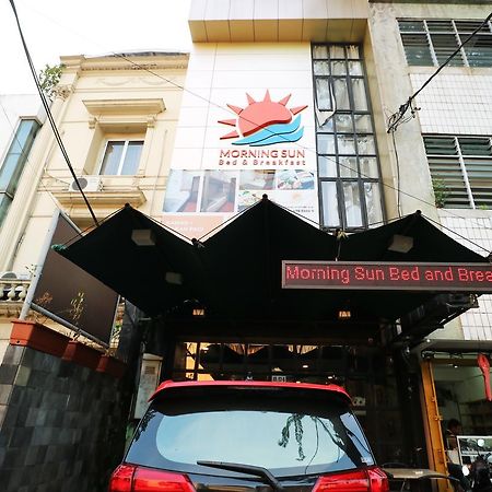 Morning Sun Hotel Surabaya Exterior foto