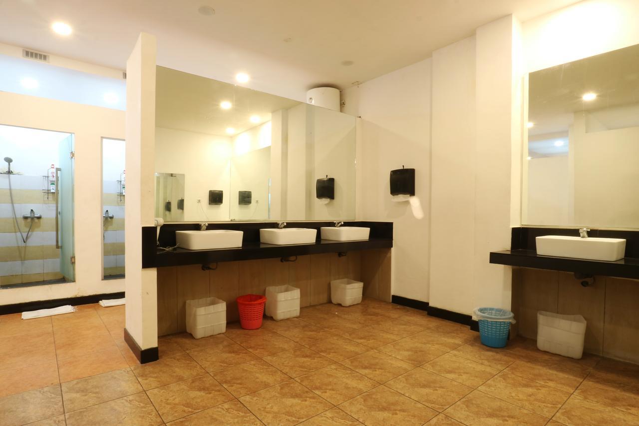 Morning Sun Hotel Surabaya Exterior foto